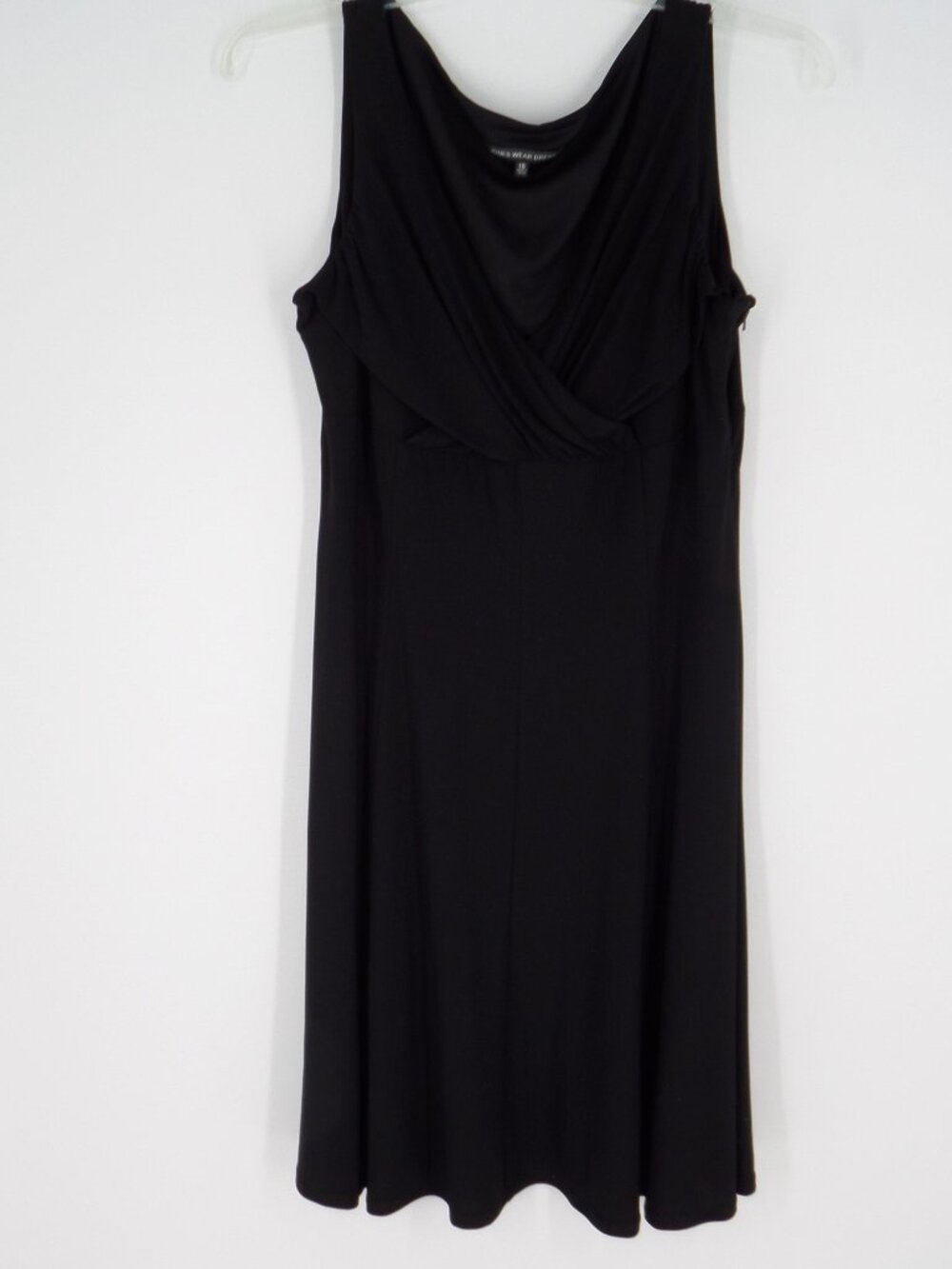 Jones Wear Dress Woman's Black Sleeveless  Size 16